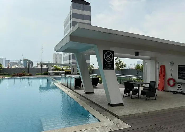 Staycation And Wfh With Netflix And Pool For Up To 4 Guests