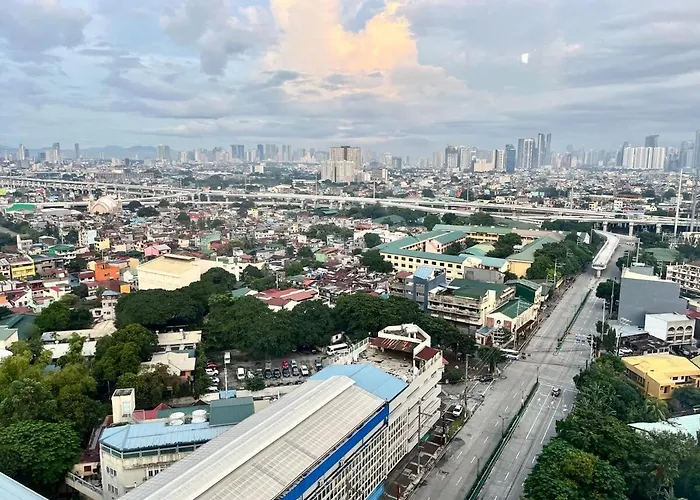 Apartment Staycation And Wfh With Netflix And Pool For Up To 4 Guests Manila